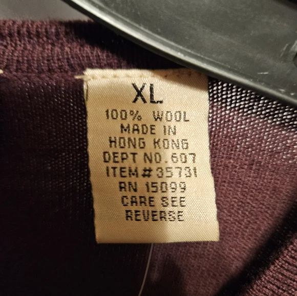 #161 Apostrophe- Burgundy Button-up front Cardigan-sz.XL - Picture 6 of 7